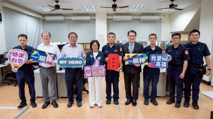 LINE_ALBUM_20250626警察局湖內分局茄萣分駐所考察並致贈慰勞金_250626_13_0(共5張)-2