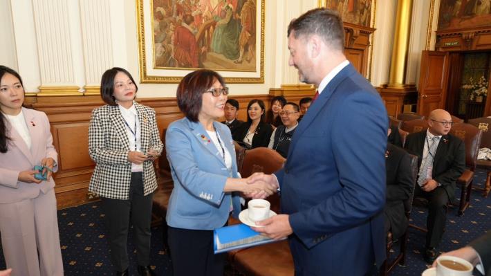 S__770392102_0(共11張)-3